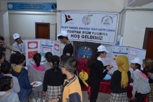 cemisgezekte-bilim-fuari-acildi-(6)-002.jpg