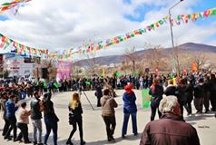 dersimde-iki-ayri-nevruz-kutlamasi-(9).jpg