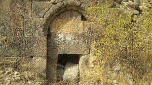 mazgirtte-ermeni-kilisesi-ilgi-bekliyor-(1).jpg