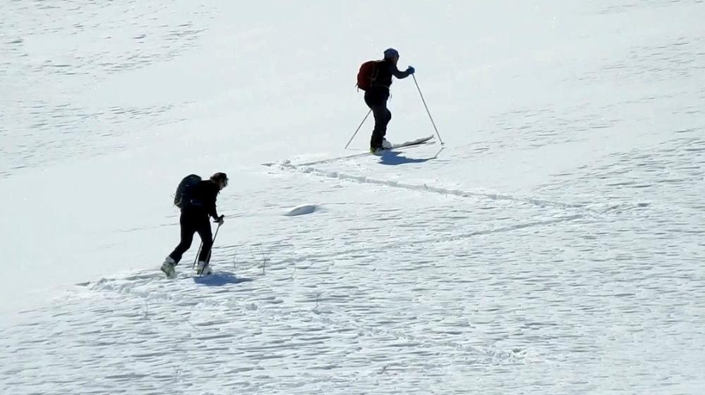 munzur-daglarinda-kayak-keyfi-(7).jpg