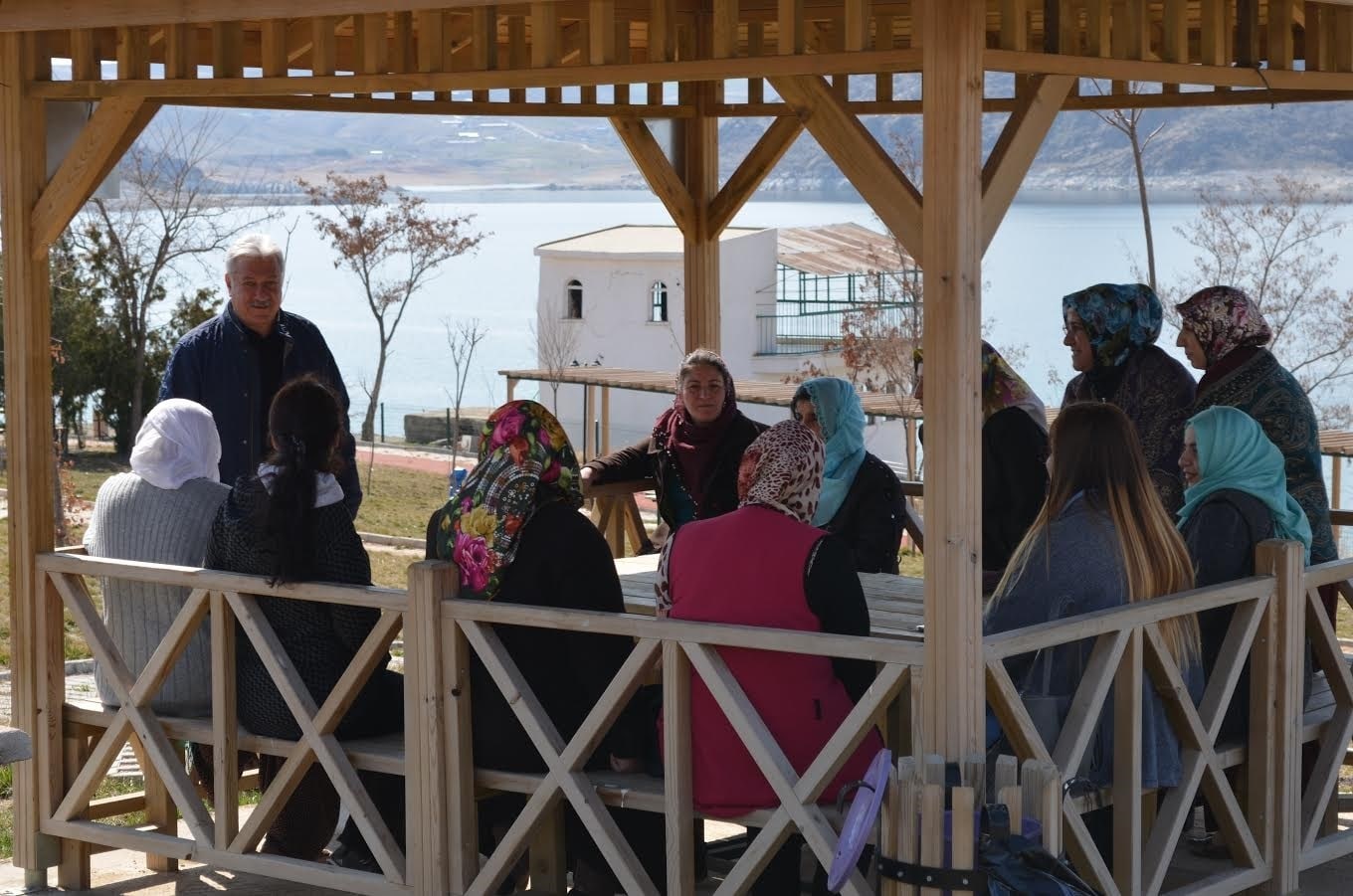 pertek-belediye-baskani-vural-(2)-min.jpg