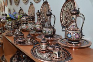 pertekli-kadinlar-bakira-hayat-veriyor-(8).jpg