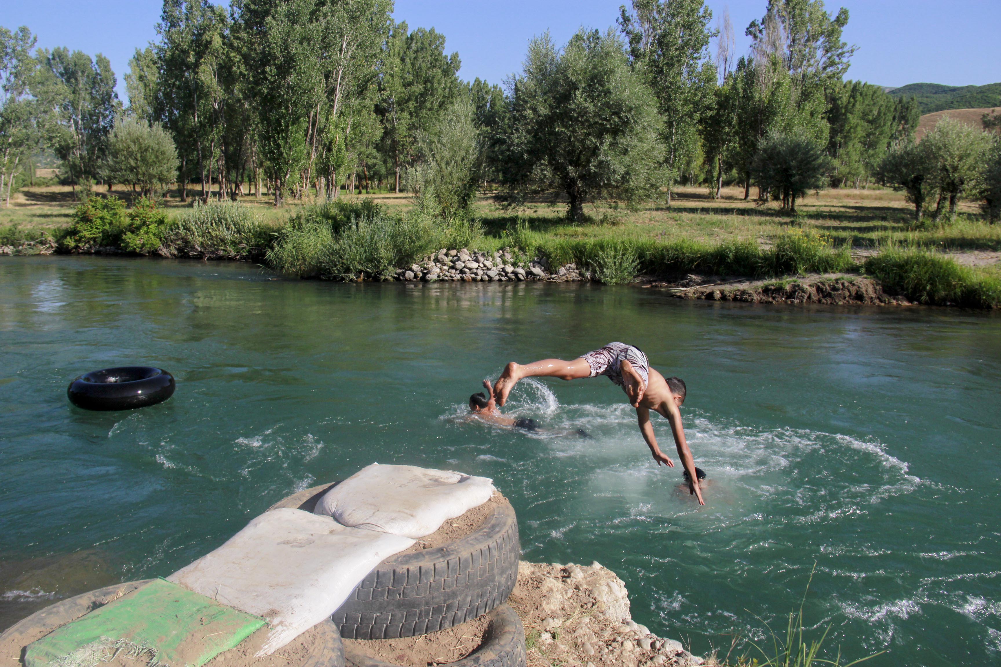 sambrelle-rafting-yapiyorlar-(4).jpg