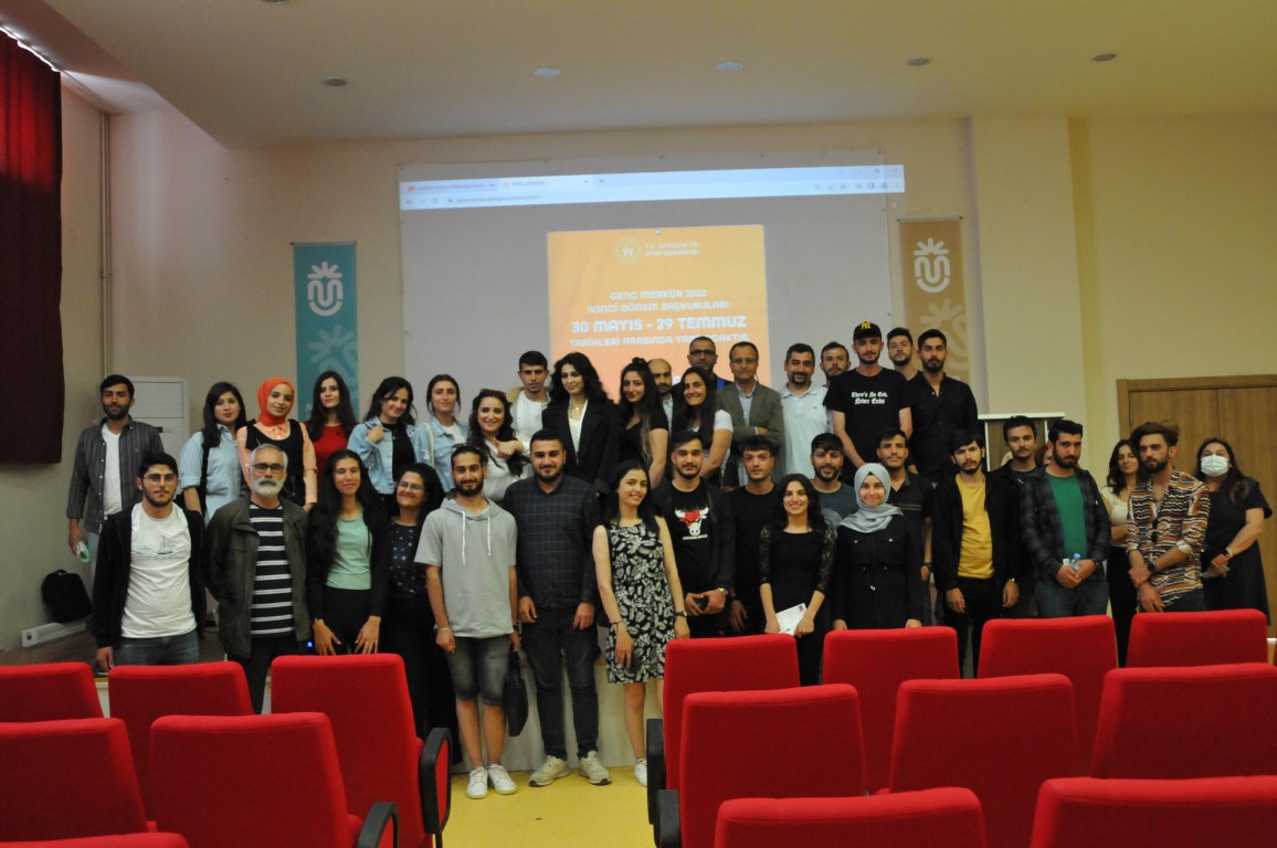 universitede-program-(1).jpg