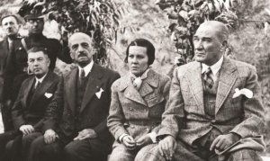 yeni-safak-(1).jpg