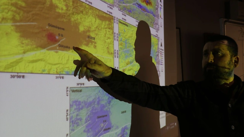 Uzmanlar radar uydusundan tespit etti, Düzce depremi sonrası korkutan gerçek