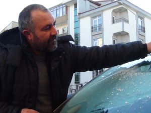 Kars eksi 10'u gördü, araçların camları dondu