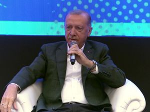 Cumhurbaşkanı Erdoğan, Truva Müzesi'nde Ezineli Yahya Çavuş Belgeseli Galası'nda gençler ile buluştu