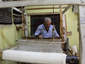 Bir zamanlar bacasız fabrikaydı, şimdilerde teknolojiye direniyor
