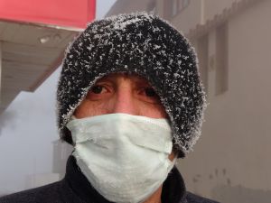 Göle buz kesti, termometreler eksi 25,7'yi gösterdi