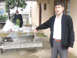 Motorunu çalan hırsızlara seslenişi yürek burktu!