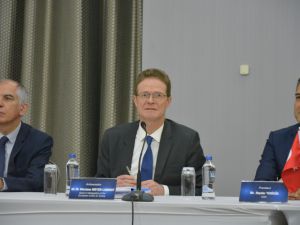 Nikolaus Meyer-Landrut: 'Rusya'ya karşı yaptırımlar daha da güçlendirildi'