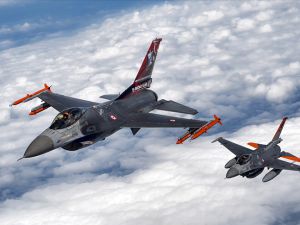 Hava Kuvvetlerinin 401. Test Filo Komutanlığı milli silahları semalarda göreve hazırlıyor