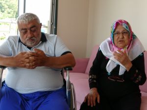 Selden helikopter ile kurtarılan çift yaşadıklarını anlattı